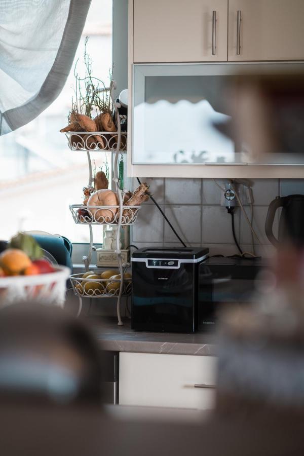 Albergue Ioanna'S Hellenic Hospitality Atenas Exterior foto