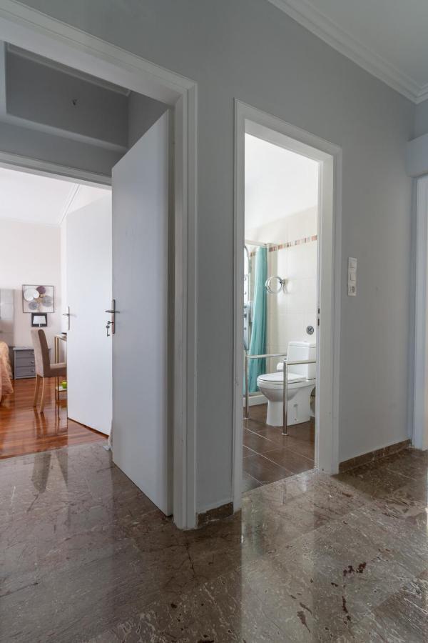 Albergue Ioanna'S Hellenic Hospitality Atenas Exterior foto