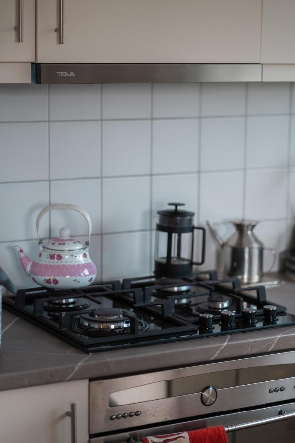 Albergue Ioanna'S Hellenic Hospitality Atenas Exterior foto