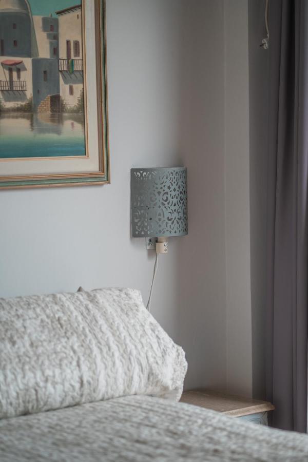 Albergue Ioanna'S Hellenic Hospitality Atenas Exterior foto
