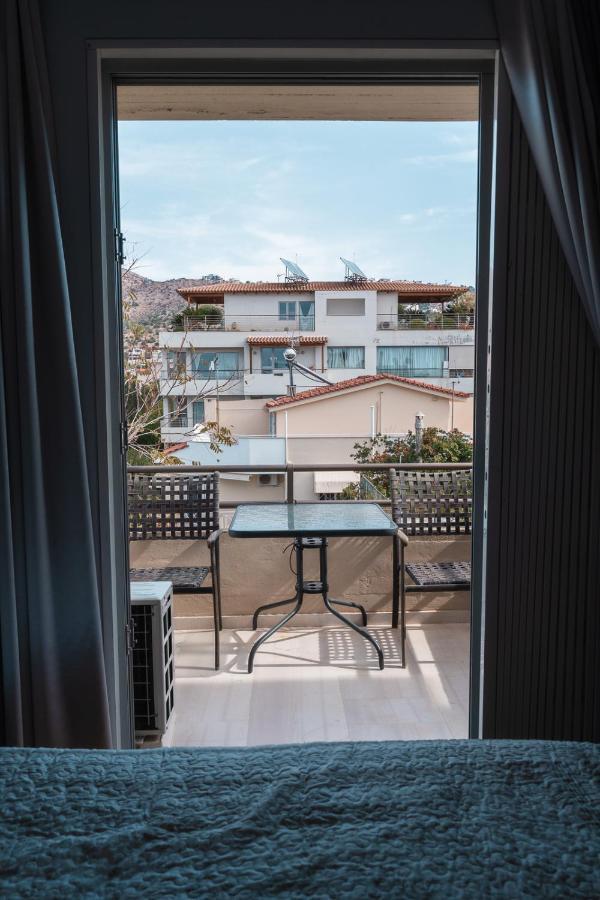 Albergue Ioanna'S Hellenic Hospitality Atenas Exterior foto